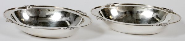 CELLINI SHOP HAND WROUGHT STERLING OVAL DISHES PAIR: CELLINI SHOP HAND WROUGHT STERLING OVAL DISHES, PAIR, L 10 3/8":Hand wrought sterling silver oval form serving dishes by the Cellini Shop, decorated with bead and foliate design about the rim, measuri