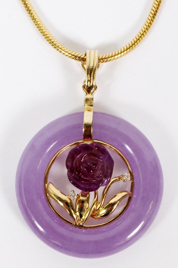 14KT YELLOW GOLD NECKLACE W/ JADE PENDANT
