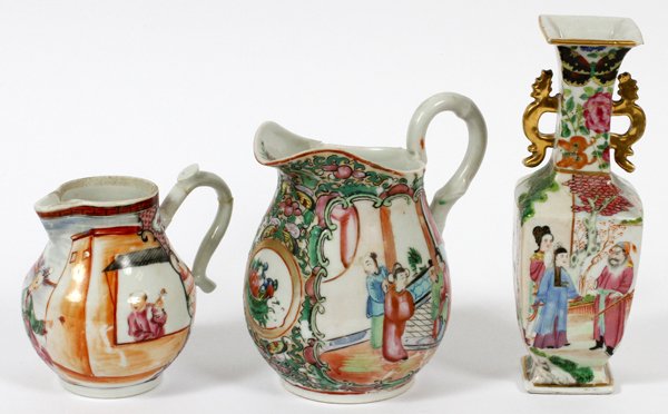 CHINESE PORCELAIN PITCHERS & VASE: CHINESE PORCELAIN PITCHERS & VASE, 19TH-EARLY 20TH C., H 4"-7":Including two pitchers, one Rose Medallion pitcher, H. 5 3/4", the other decorated in Mandarin figure scenes, H. 4"; together with one Ro