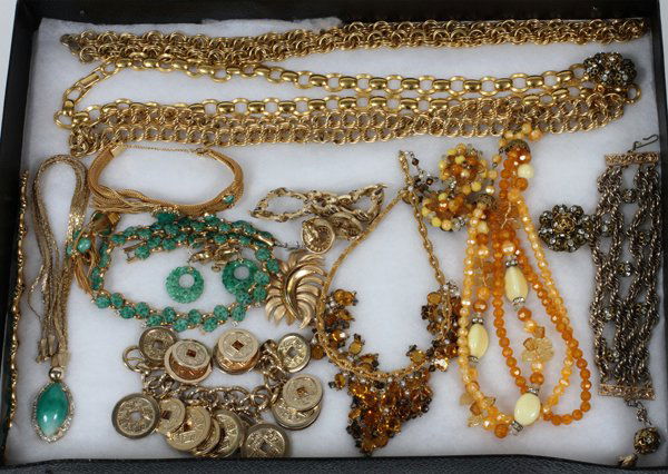 GOLD TONE FAUX JADE & AMBER HUE COSTUME JEWELRY: GOLD TONE, FAUX JADE & AMBER HUE COSTUME JEWELRY, 25 PIECES, KENNETH LANE, HOBE, TRIFARI & OTHERS:Including 1 Kenneth Lane link style necklace, L.30"; 2 Napier link style necklaces, L.30"; 1 Kramer tr