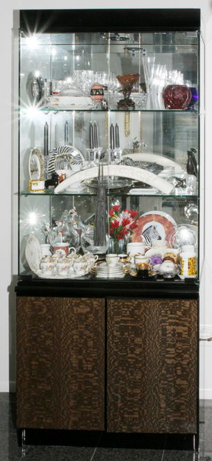 Giorgio Collection Prices 6 Auction Price Results Giorgio Collection Italian China Cabinet Modern