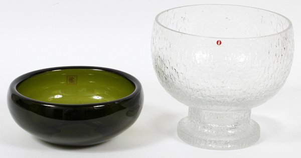 FINNISH IITTALA AND SWEDISH CRYSTAL BOWLS TWO: FINNISH "IITTALA" AND SWEDISH CRYSTAL BOWLS, TWO DIA 7":Including one green contemporary Swedish bowl, H 3 1/2", DIA 7 and one clear crystal Iittala Finnish bowl Both contemporary glass.