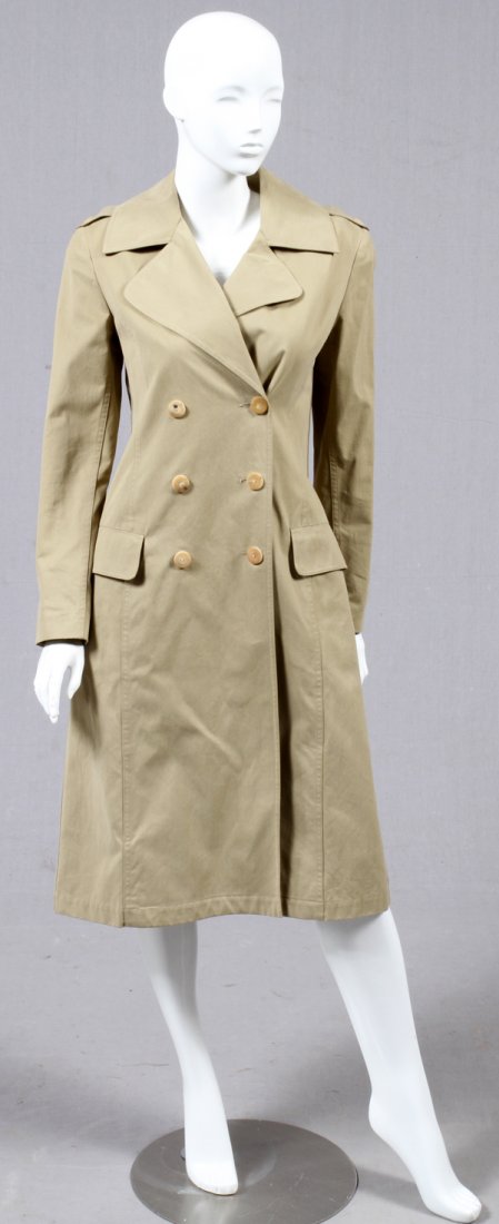 CHANEL COTTON LADY'S TRENCH COAT SIZE 40: CHANEL COTTON LADY'S TRENCH COAT, SIZE 40:A double breasted trench coat, cotton blend. Labeled: Chanel, Made in France. For a high resolution photo CLICK HERE