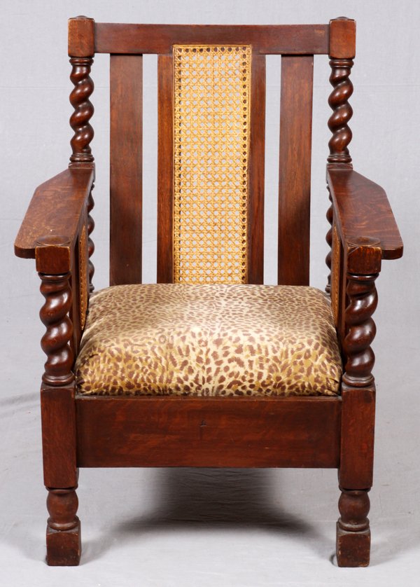 VINTAGE PRAIRIE STYLE OAK CHAIR: VINTAGE PRAIRIE STYLE, OAK CHAIR, EX. COL. MICH GOVERNOR HAZEN PINGREE C1900, H 37", W 29", D 28":Vintage Prairie style oak chair having an oak frame with twist design corner posts, cane back rest and