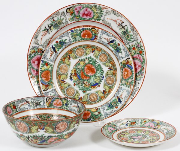 CHINESE ROSE MEDALLION PORCELAIN TABLEWARE 27 PCS: CHINESE ROSE MEDALLION PORCELAIN TABLEWARE, 27 PCS:Including eleven dinner plates, Dia. 9 1/2", twelve salad plates, Dia. 7 1/2", three saucers, Dia. 5 1/4", and one bowl, H. 2 5/8" x 6". All are mark