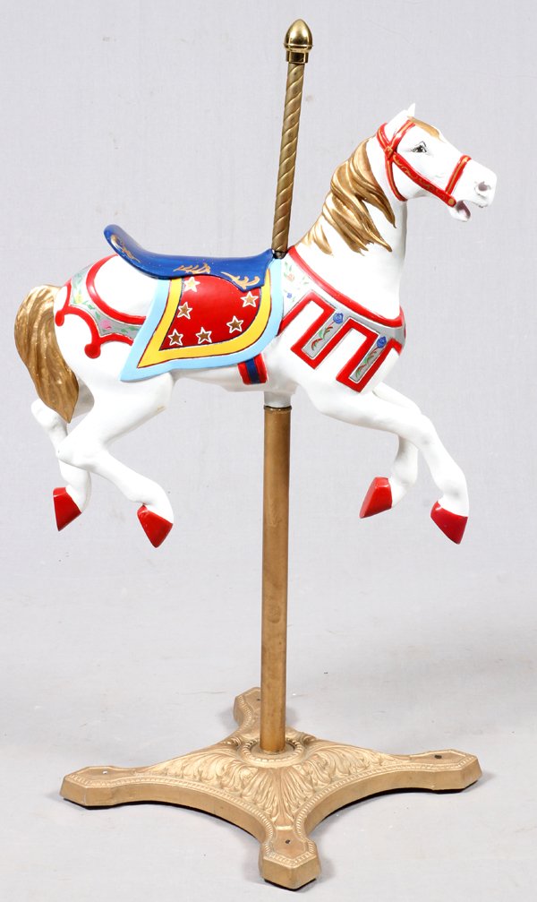 METAL CAROUSEL HORSE (1 of 2)