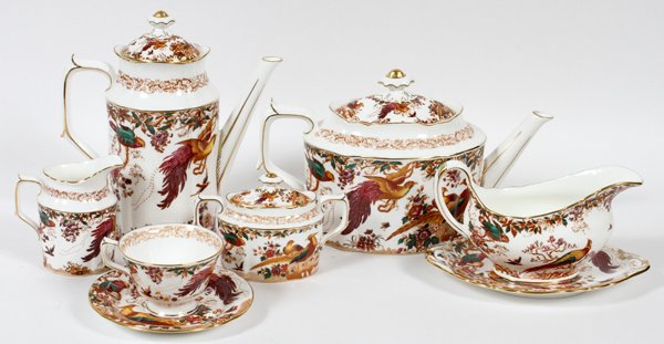 ROYAL CROWN DERBY PORCELAIN TEA & COFFEE (1 of 2)