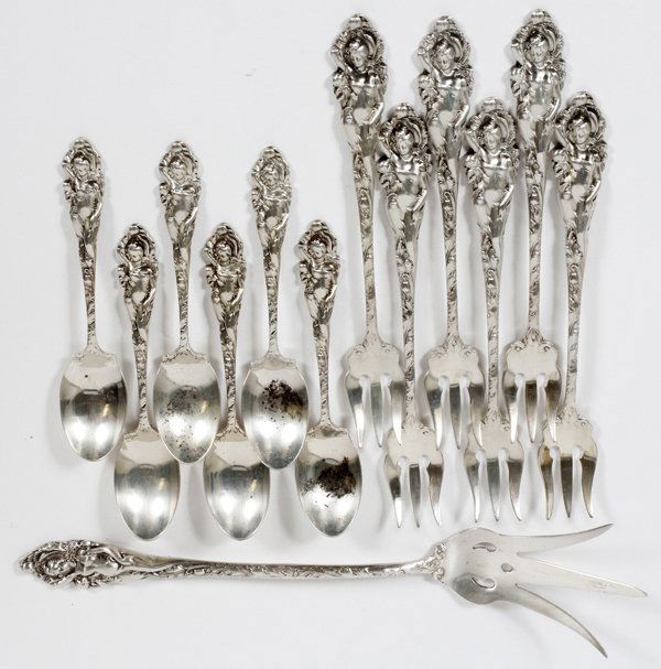 REED & BARTON 'LOVE DISARMED' STERLING FLATWARE (1 of 3)