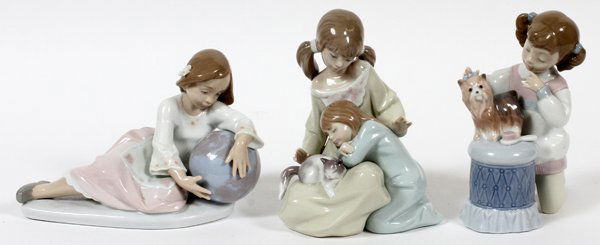 LLADRO PORCELAIN FIGURES OF GIRLS THREE (1 of 2)