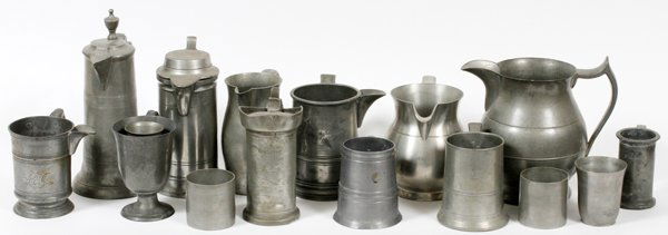PEWTER TANKARDS PITCHERS MUGS & CUPS 19 PIECES (1 of 3)