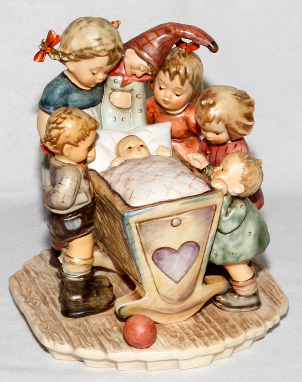 HUMMEL BISQUE FIGURE 1994 (1 of 2)