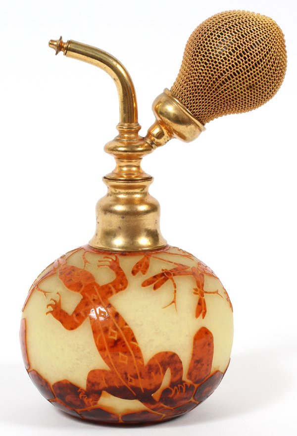 SCHNEIDER/LE VERRE FRANCAIS CAMEO BOTTLE C. 1925 (1 of 4)
