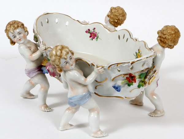 VON SCHIERHOLZ DRESDEN PORCELAIN CENTERPIECE (1 of 2)
