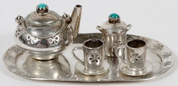 E.M. WHITMAN NAVAJO STERLING MINIATURE TEA SET (1 of 2)