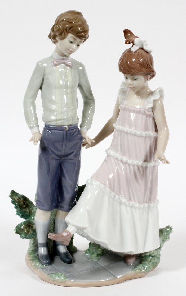 LLADRO PORCELAIN FIGURE GROUP 'ONE TWO THREE' (1 of 2)