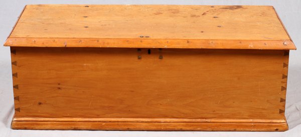 AMERICAN BLANKET CHEST 19TH C.: AMERICAN BLANKET CHEST, 19TH C., H 17", W 19", L 48":American pine chest with dovetail corner construction, hinged lid with edge molding at top and bottom. For a high resolution photo