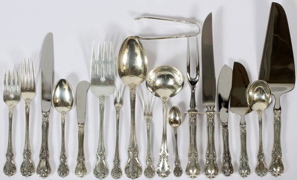 TOWLE 'OLD MASTER' STERLING FLATWARE SET 83 PIECES (1 of 3)