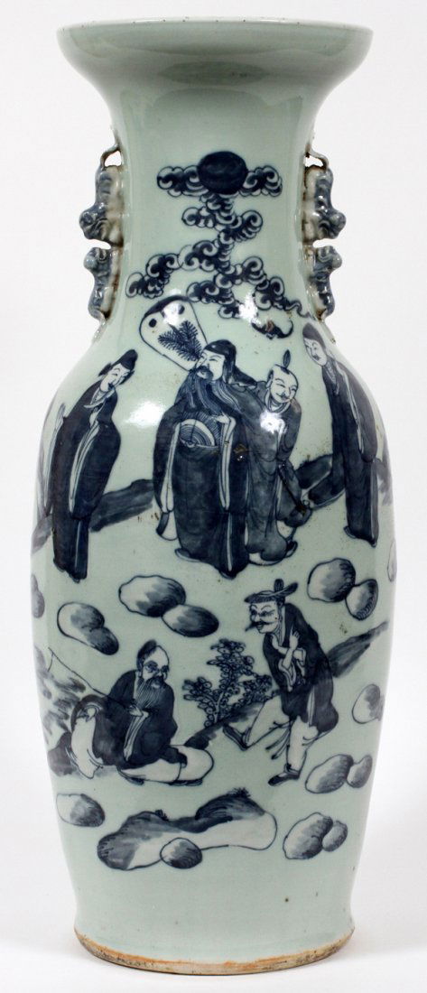 CHINESE POTTERY VASE (1 of 2)