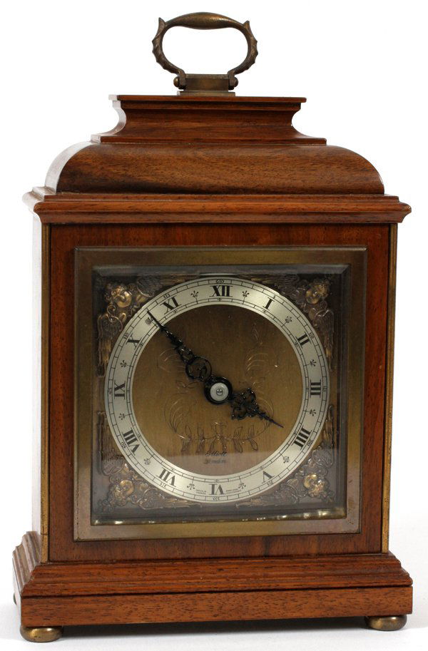 ELLIOTT OF LONDON MAHOGANY BRACKET CLOCK (1 of 3)