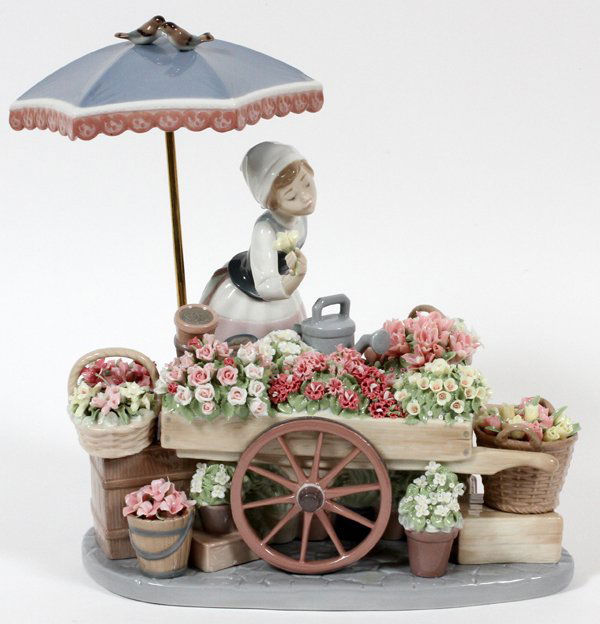 LLADRO PORCELAIN GROUP 'FLOWERS OF THE SEASON' (1 of 4)