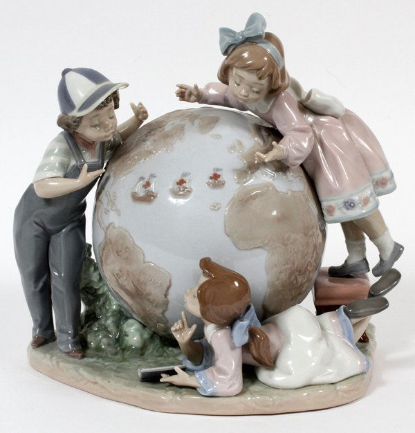LLADRO PORCELAIN GROUP 'THE VOYAGE OF COLUMBUS' (1 of 3)