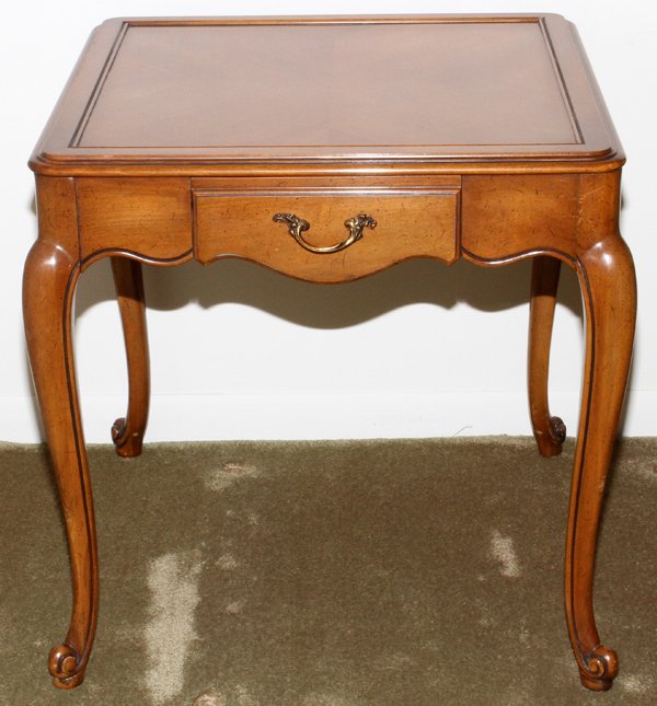 FRENCH STYLE END TABLE SQUARE (1 of 2)