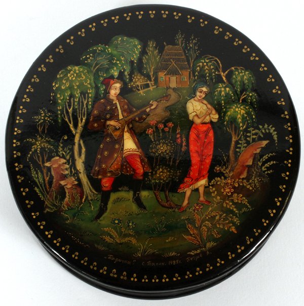 RUSSIAN LACQUER BOX (1 of 1)