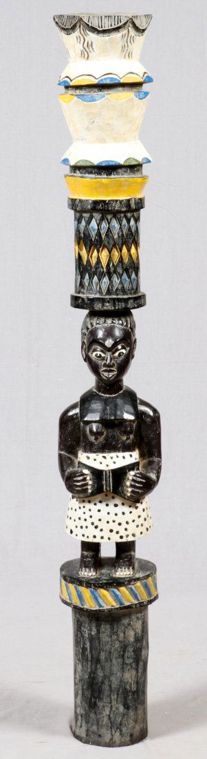AFRICAN WOODEN TOTEM (1 of 2)