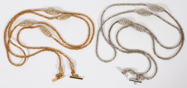 JUDITH LEIBER INTERCHANGEABLE SHOULDER STRAPS: JUDITH LEIBER INTERCHANGEABLE SHOULDER STRAPS, L 40'':Judith Leiber optional shoulder straps, to be exchanged with originals on certain bags for a different look. Includes both gold and silver toned s