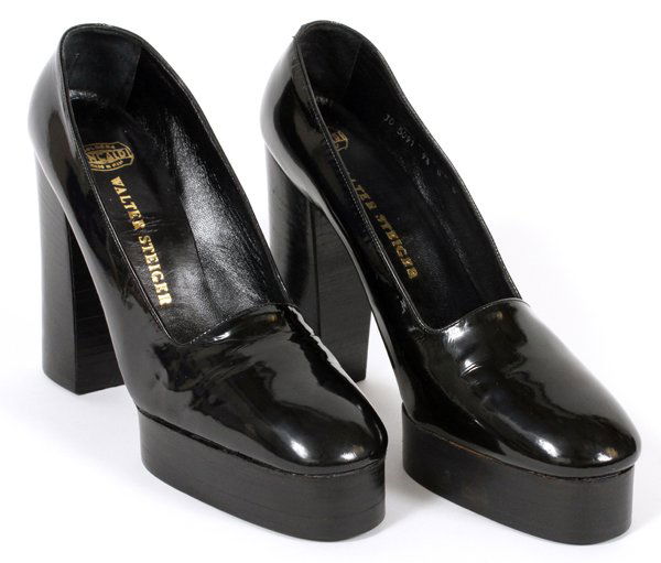 WALTER STEIGER BLACK PATENT LEATHER PLATFORM PUMPS (1 of 3)