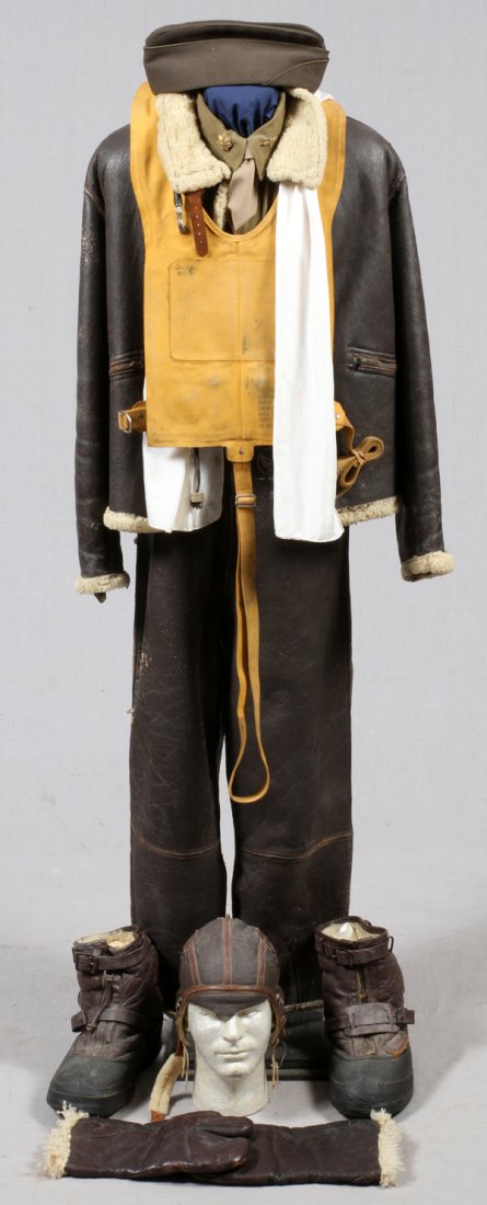 WWII BOMBER PILOT FLIGHT SUIT ENSEMBLE C1944 (1 of 3)