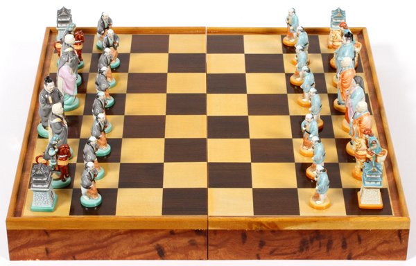 JAPANESE PORCELAIN CHESS SET WOOD CHESS BOARD (1 of 3)