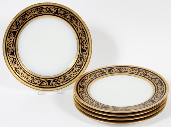 WM. GUERIN & CO. LIMOGES PORCELAIN DINNER PLATES (1 of 2)