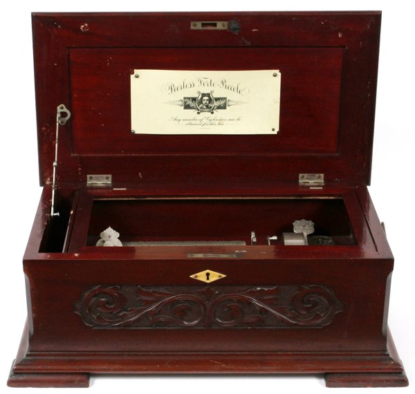 PEERLESS FORTE PICCOLO MUSIC BOX C. 1890 (1 of 3)