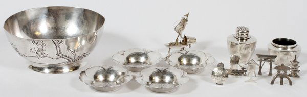 K. UYEDA JAPANESE STERLING TABLEWARE &PLACE HOLDERS (1 of 4)