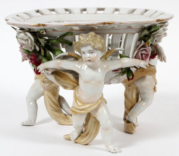 DRESDEN PORCELAIN CENTERPIECE C. 1930 (1 of 3)