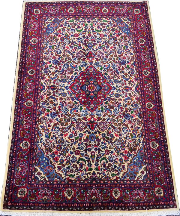SAROUK PERSIAN RUG (1 of 3)