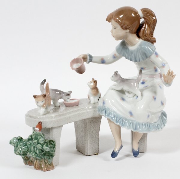 LLADRO PORCELAIN FIGURE 'MEAL TIME' #6109 (1 of 1)