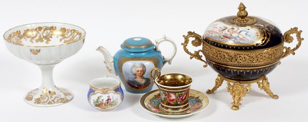 FRENCH PORCELAIN TABLE ARTICLES, SIX PIECES (1 of 2)