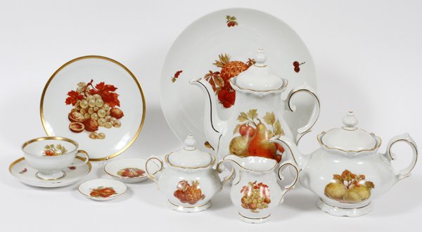 GERMAN PORCELAIN DESSERT SET CIRCA 1950 (1 of 3)