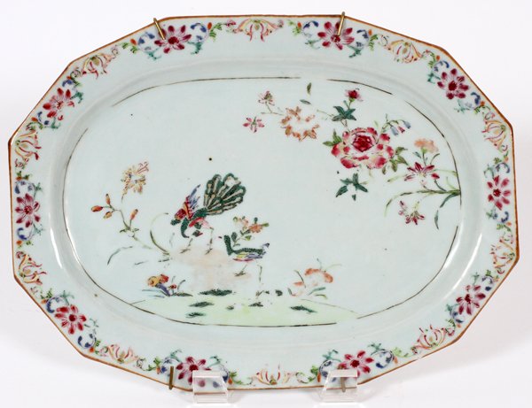 CHINESE EXPORT PORCELAIN PLATTER (1 of 2)