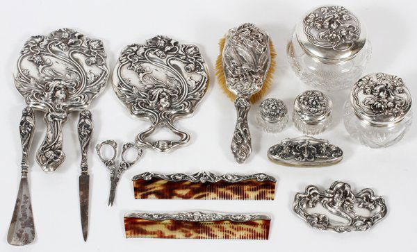 WILLIAM B. KERR & CO. STERLING DRESSER SET 14 PCS (1 of 3)
