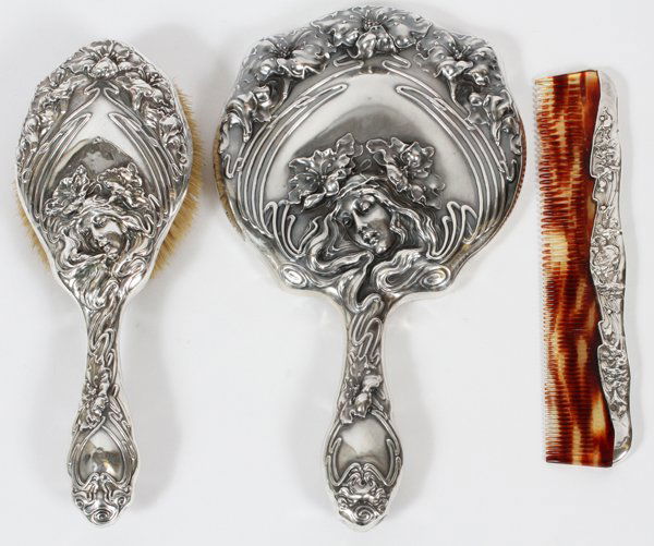 UNGER BROTHERS 'EVANGELINE' STERLING DRESSER SET, 3 (1 of 2)