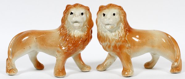 ENGLISH STAFFORDSHIRE POTTERY LION FIGURES (1 of 2)