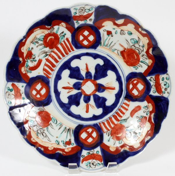 JAPANESE IMARI PORCELAIN CHARGER 19TH C. (1 of 2)