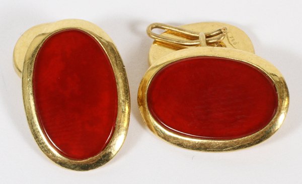 GENTLEMEN'S 18 KT GOLD CUFFLINKS (1 of 1)