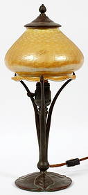 TIFFANY STUDIOS TABLE LAMP #426 AND QUEZAL SHADE (1 of 3)