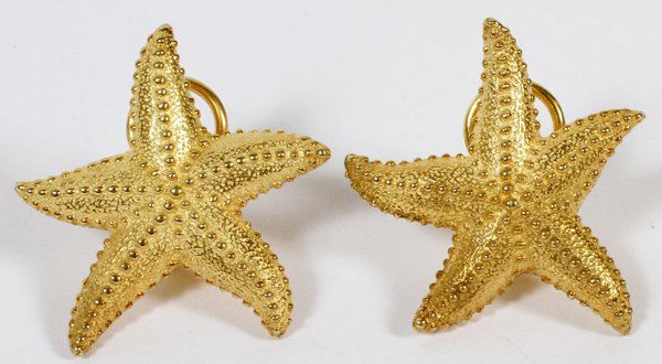 18KT YELLOW GOLD STARFISH EARRINGS PAIR (1 of 2)