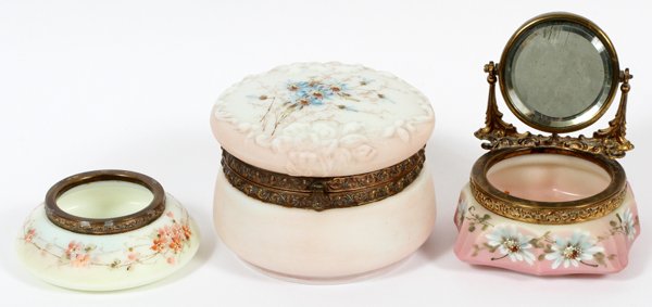 WAVE CREST OPAL GLASS POWDER BOX TRAY & MIRROR TRAY (1 of 2)