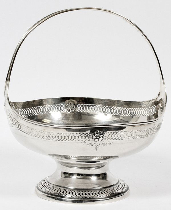 AMERICAN STERLING CENTERPIECE BASKET C. 1925 (1 of 2)